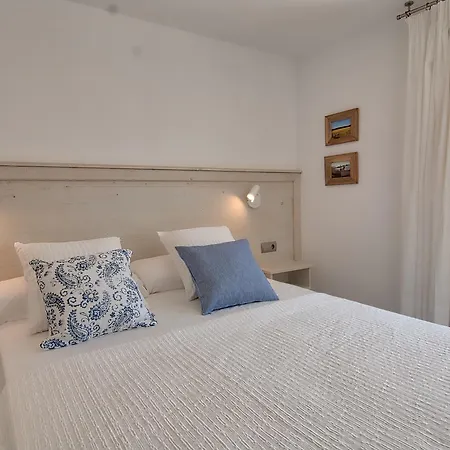 Apartament Sant Roc A Minute From The