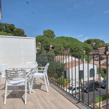 Sant Roc A Minute From The Calella De Palafrugell